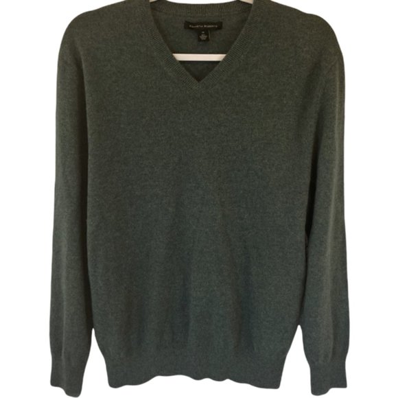Kenneth Roberts Other - Kenneth Roberts green soft cashmere sweater